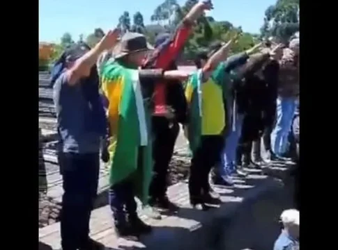 Símbolos e gestos nazistas são considerados crime de acordo com a Lei do Racismo (Lei 7.716/1988) com pena de reclusão de 2 a 5 anos e multa. Foto: Divulgação
