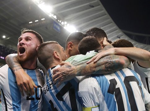  Caso vençam, os argentinos podem fazer o tão aguardado clássico contra o Brasil, que tenta uma vaga mais cedo, às 12h, diante da Croácia. Foto: Divulgação