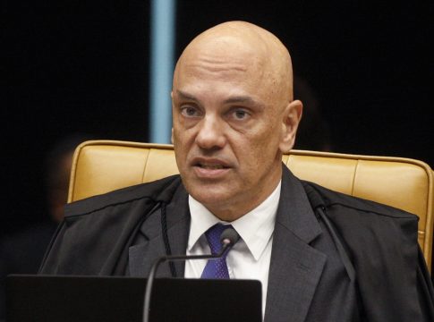 Moraes dá prazo para que ministro da Justiça explique medidas contra vandalismo de bolsonaristas no Distrito Federal
