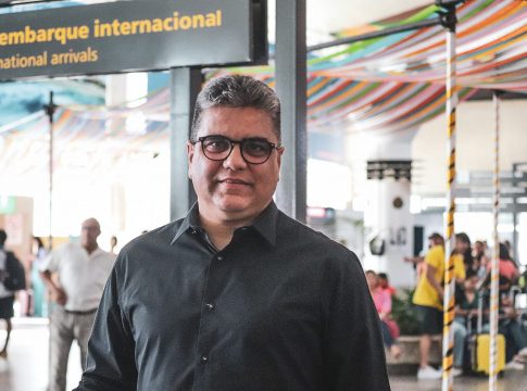 Marcelo Cabo já terá disponível o elenco azulino e a sua comissão técnica na chegada à capital paraense. Foto: Samara Miranda/Remo
