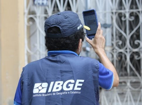 Estão abertas as inscrições do Instituto Brasileiro de Geografia e Estatística (IBGE) para preencher 351 vagas destinadas aos candidatos do ensino superior