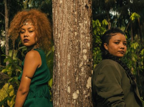 "Que a corrida nos leve até o Paraíso" estará disponível no YouTube às 18h desta quarta  Foto: Belle Delmondes/divulgação