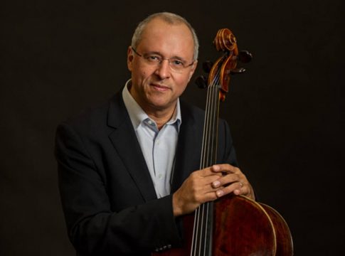 Antonio Meneses é tido como o principal nome do violoncelo no Brasil foto: divulgação