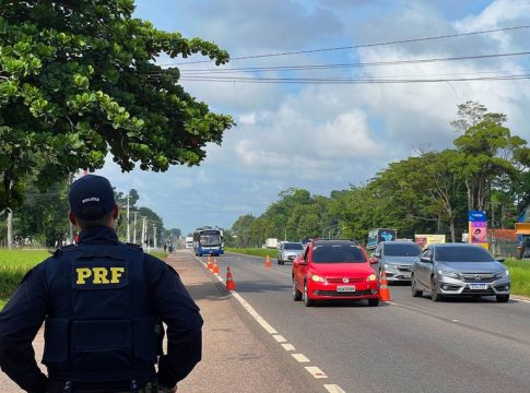 Com o objetivo de desenvolver ações conjuntas e coordenadas, a operação abrange diversos setores responsáveis pelo controle, gerenciamento e operação do tráfego
Foto: PRF/divulgação