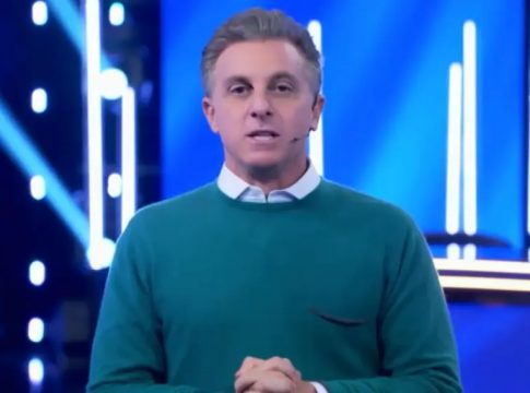 O apresentador Luciano Huck recebeu uma autorização da Globo para gravar um projeto para o SBT. . FOTO: Reprodução/TV Globo