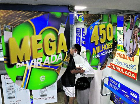 A Caixa Econômica Federal não terá mais que pagar, a um apostador de Florianópolis, o prêmio para uma cota de um bolão da Mega da Virada de 2022,