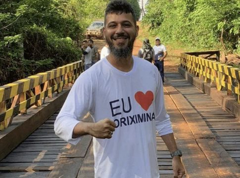 O prefeito foi preso por destruição de provas e posse ilegal de arma de fogo, ameaça de morte e resistência. Foto: Divulgação