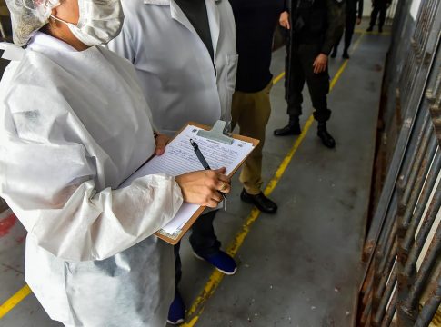 Os 1.024 custodiados da Cadeia Pública Para Jovens e Adultos recebem atendimentos médico e jurídico e avaliação de prontuários. Foto: Uchoa Silva/Seap