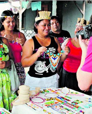 Belém e Ananindeua possuem cerca de 700 indígenas refugiados, que participam de cursos para garantir renda e uma vida melhor no Estado. Artesanato se destaca entre as atividades. Foto: Reprodução