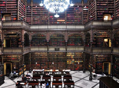 Salão principal do Real Gabinete Português de Leitura. Foto: Divulgação