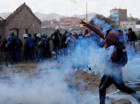 A Defensoria Pública peruana calcula que 49 pessoas tenham morrido nos protestos desde o seu início, há pouco mais de um mês. Foto: Divulgação