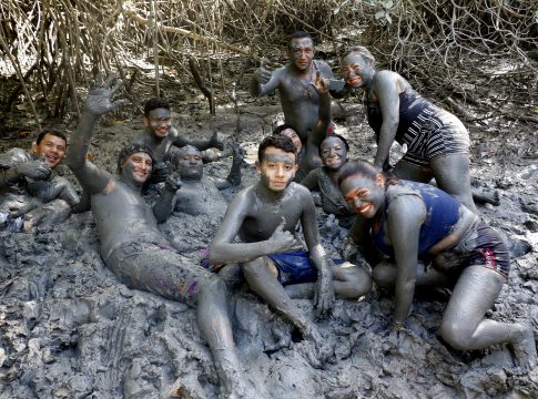 Carnaval de Curuça, com o Pretinhos do Mangue, é um dos mais procurados no Estado

FOTO: mauro ângelo