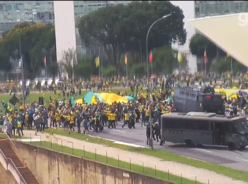 Ataques golpistas aos três Poderes, em Brasília, resultaram no pacote antigolpismo do ministro da Justiça Flávio Dino