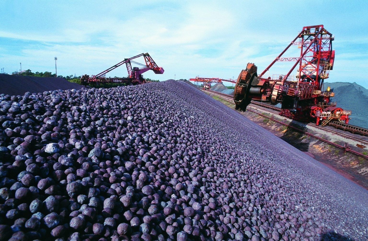 O aumento das taxações sobre os produtos brasileiros, que no caso paraense atinge o minério de ferro, vai ocasionar o encarecimento do produto vendido para os Estados Unidos O aumento das taxações sobre os produtos brasileiros, que no caso paraense atinge o minério de ferro, vai ocasionar o encarecimento do produto vendido para os Estados Unidos