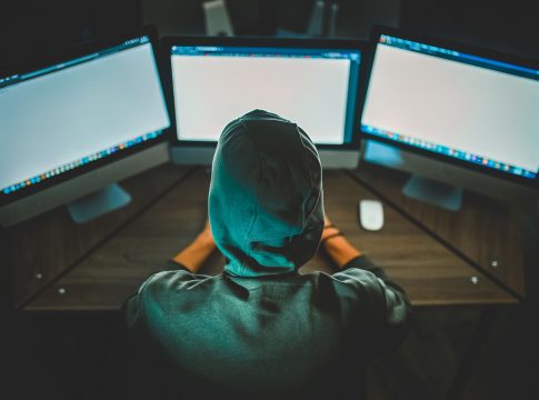 População deve desconfiar de ofertas vantajosas e checar sempre a procedência de mensagens por e-mail ou em redes sociais. Foto: Divulgação