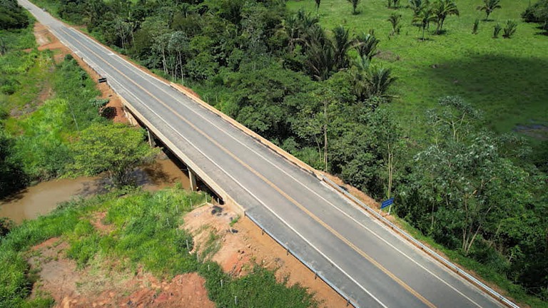 Serviços de superestrutura, acabamento e instalação de dispositivos de segurança nas estruturas foram concluídas. Foto: Divulgação