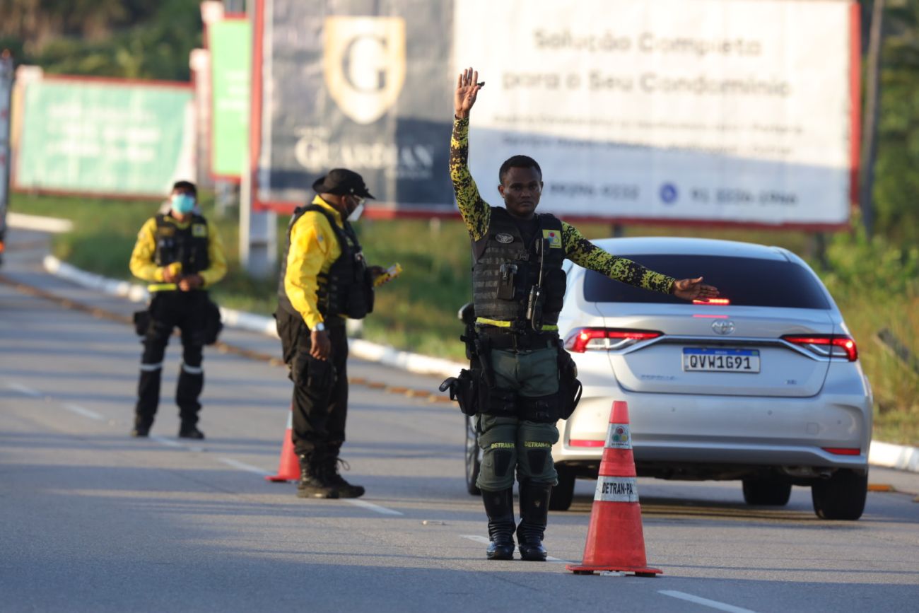 Agentes do órgão de trânsito redobram a atenção à combinação de consumo de bebida alcoólica e direção, uma das principais infrações nas PA's. Foto: Agência Pará