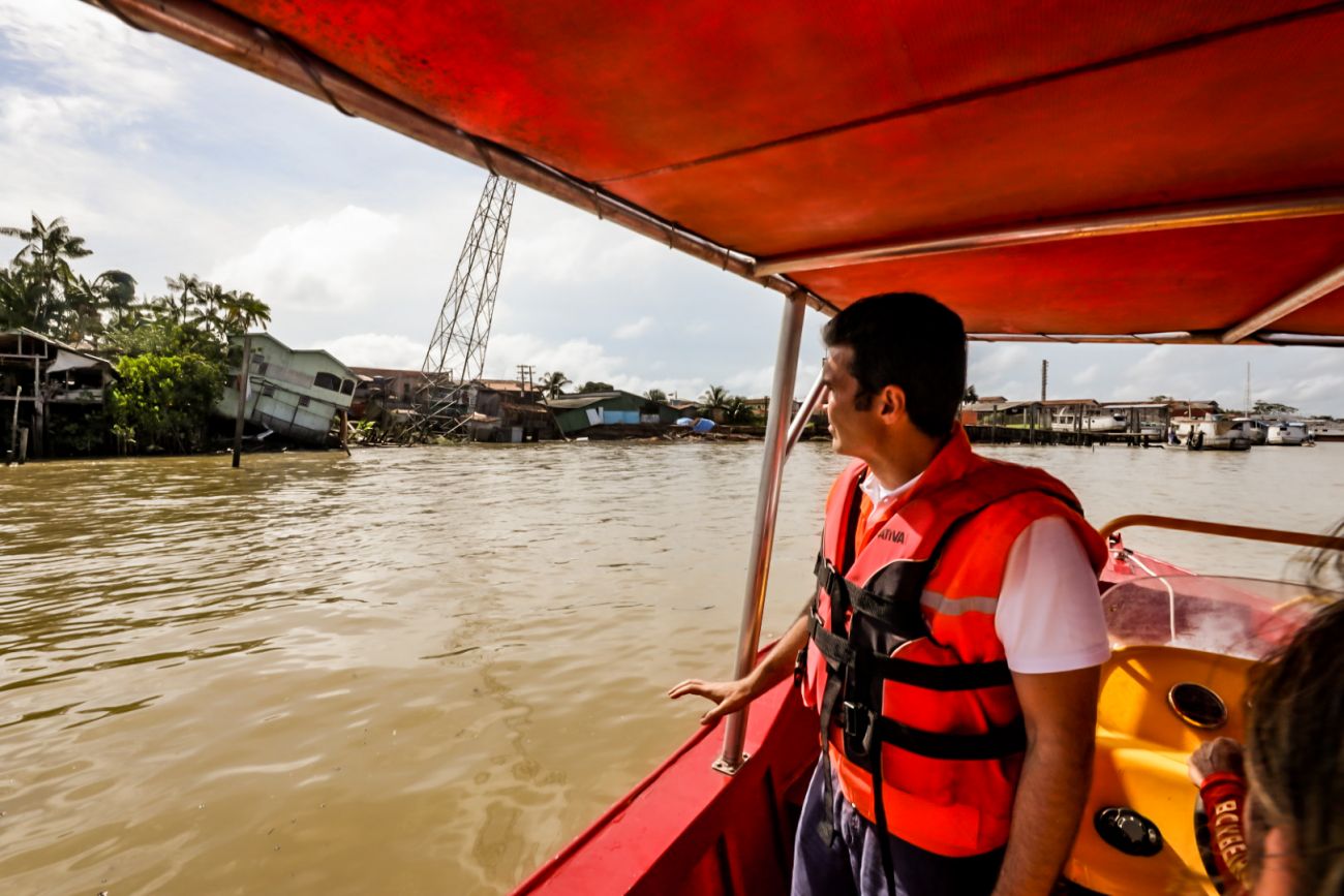 Helder visitou a área atingida. Foto: Agência Pará