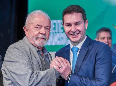 Lula e Jader Filho preparam relançamento e ampliação do programa Minha Casa, Minha Vida - FOTO: Ricardo Stuckert