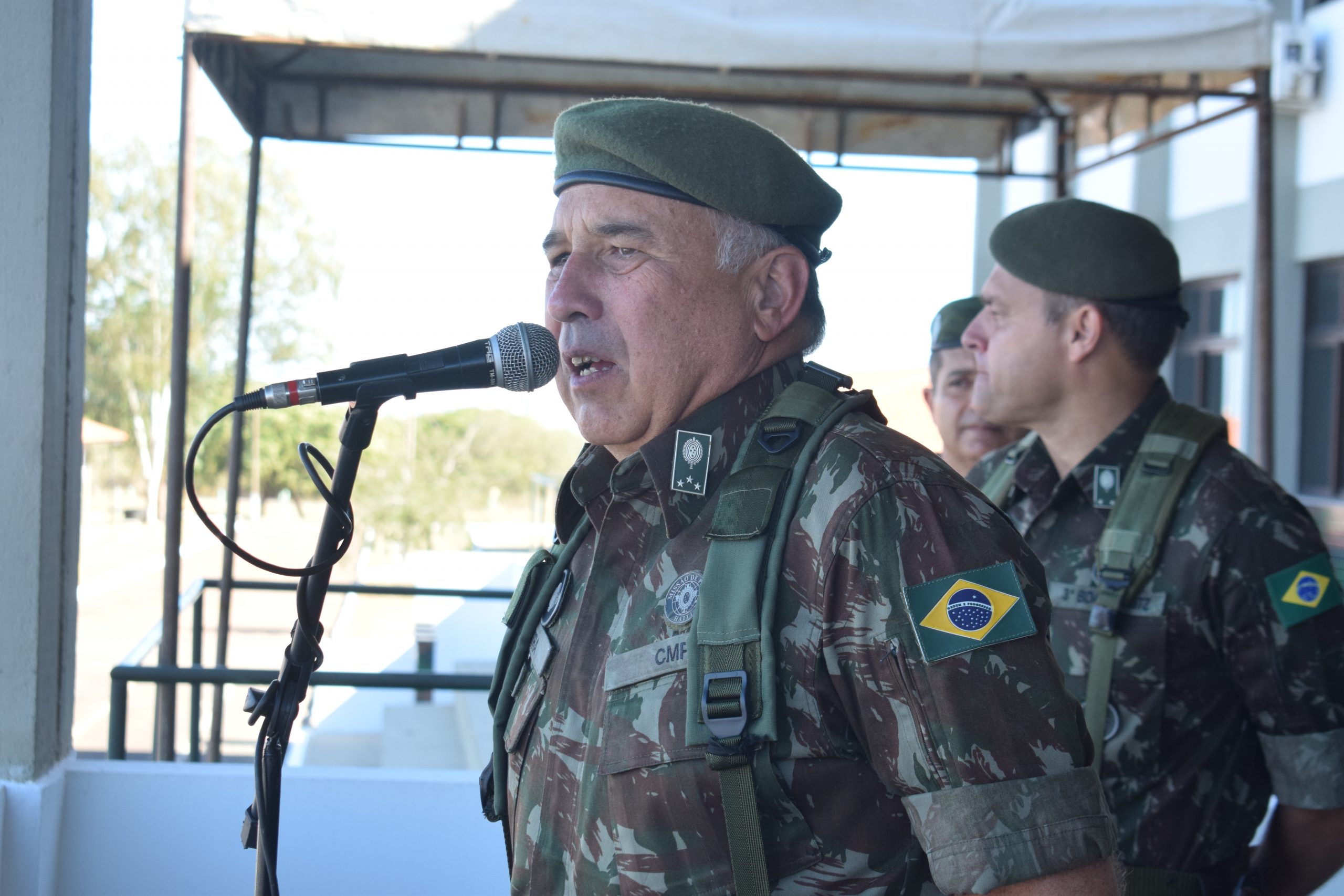 Exército faz troca de comandos militares