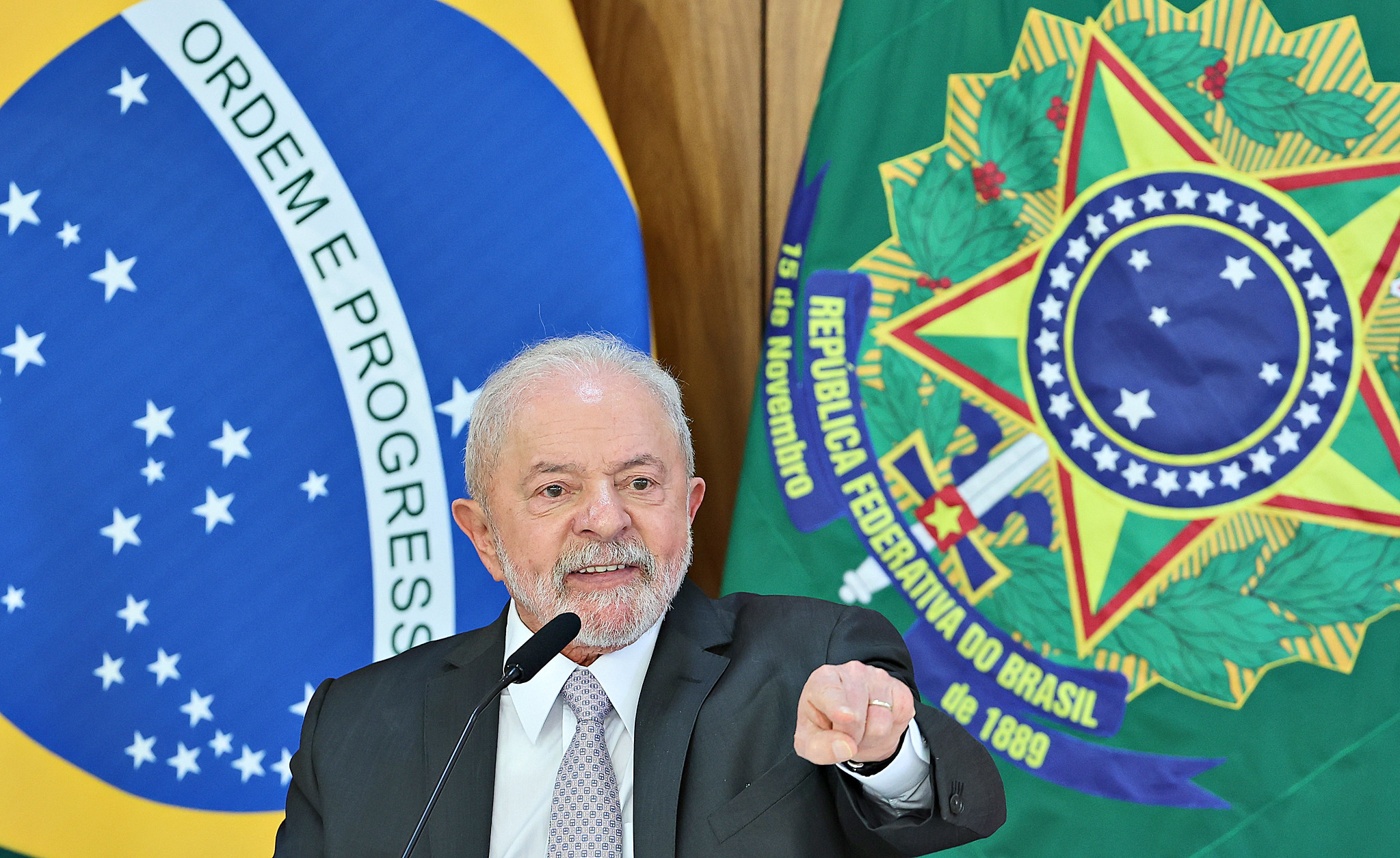 Lula se emocionou no momento em que respondia a perguntas sobre o seu período preso em Curitiba. Disse que sentiu muita mágoa e citou as perdas da sua esposa Marisa Letícia e de um de seus irmãos. Foto: Divulgação