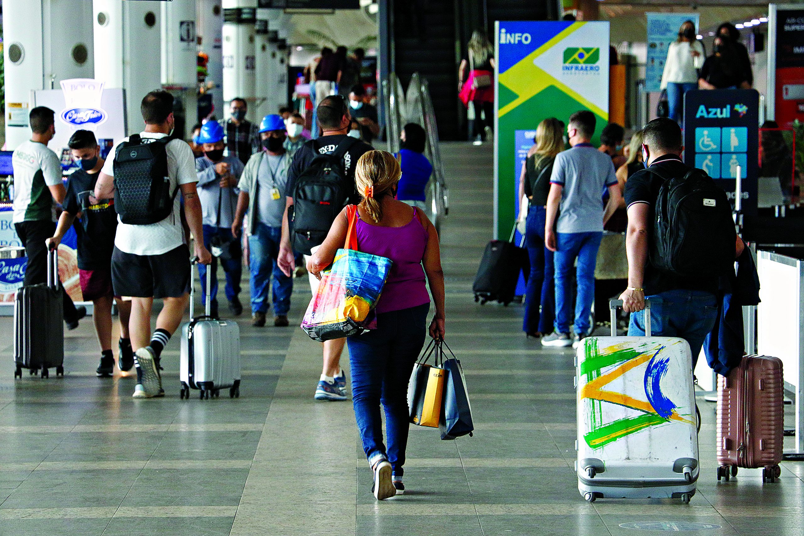 Ao total, são 500 vagas, sendo 300 para inglês e 200 para espanhol; as inscrições estão abertas até 2 de julho. FOTO: Wagner Santana