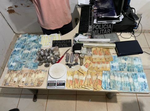 Material apreendido pela polícia. Foto: Divulgação
