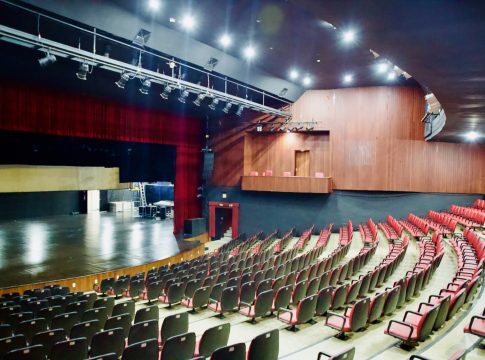 Construído na década de 80, em homenagem à professora de canto orfeônico Margarida Schivasappa, o lugar é um dos símbolos culturais do nosso estado. Foto: Wellyngton Coelho