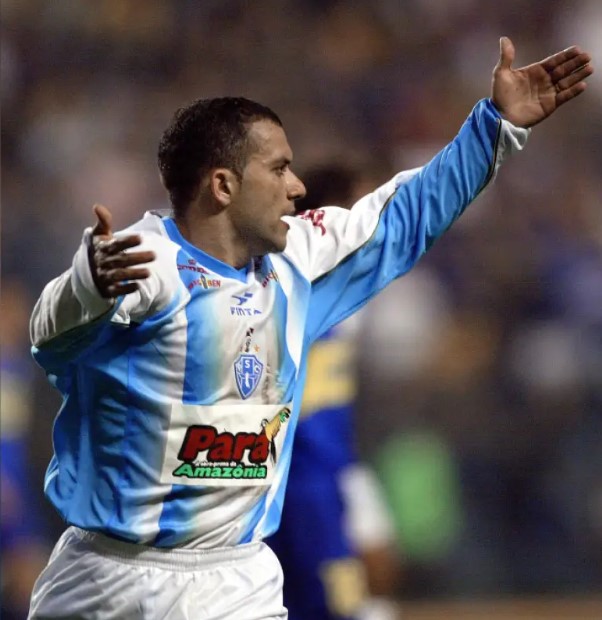 Carreira de Iarley deslanchou após a campanha histórica com o Papão na Libertadores em 2003 - Foto: Daniel Garcia/AFP