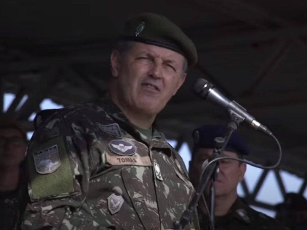 General Tomás Paiva justifica que o áudio vazado em que ele disse que a vitória de Lula foi indesejada pela maioria da Força não deve ser analisado fora de contexto General Tomás Paiva justifica que o áudio vazado em que ele disse que a vitória de Lula foi indesejada pela maioria da Força não deve ser analisado fora de contexto