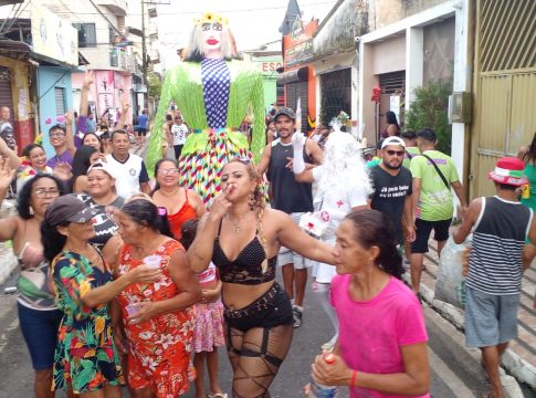 Viva a folia no carnaval de Vigia em 2025! A tradição e a alegria dos blocos prometem momentos inesquecíveis.