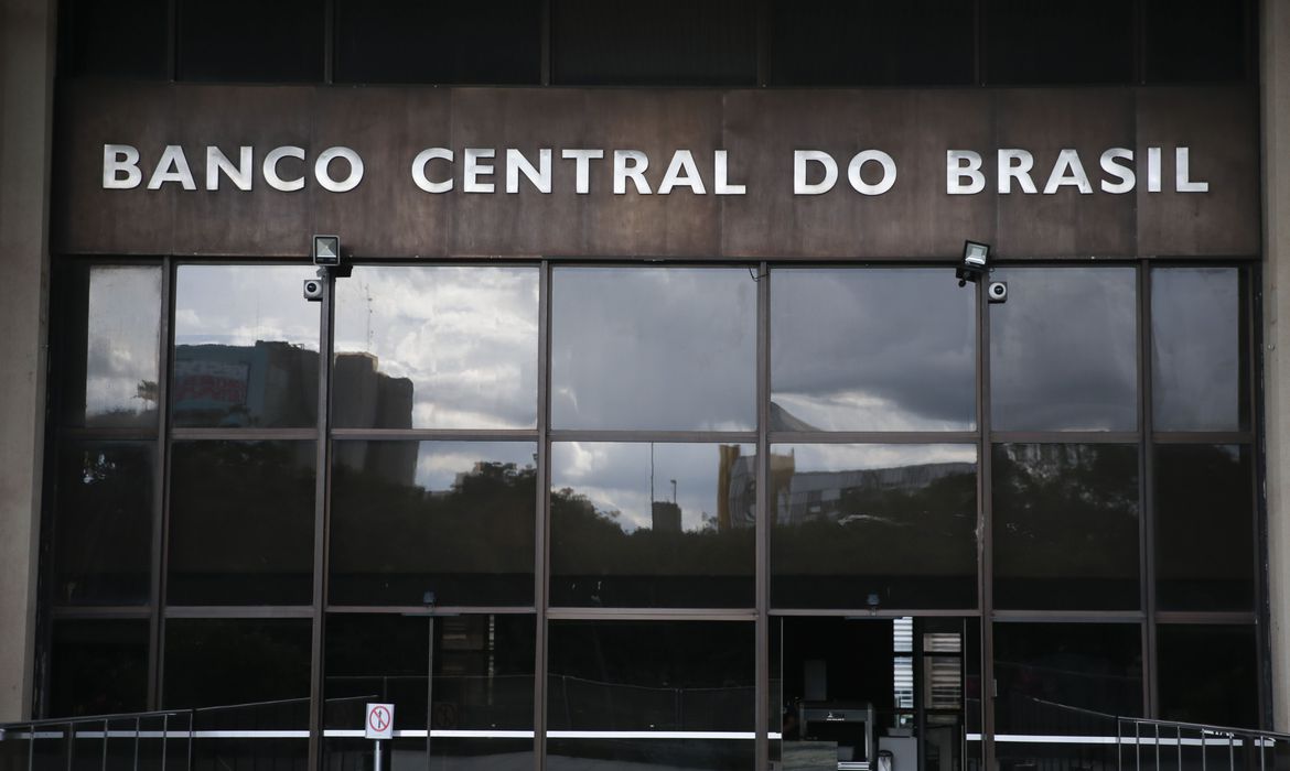 O Copom (Comitê de Política Monetária) do Banco Central reduziu nesta quarta-feira (1º) a taxa básica de juros --a Selic-- em 0,5 ponto percentual. Foto: Agência Brasil