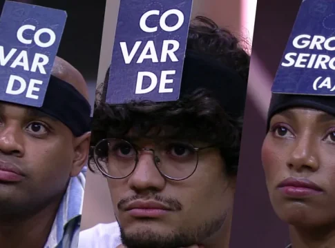 Na dinâmica, os participantes se depararam com plaquinhas com adjetivos bem polêmicos como: Grosseiro, Sonso, Hipócrita, Fraco, Venenoso, Covarde, Mentiroso, Traíra e Inútil. Foto: TV Globo