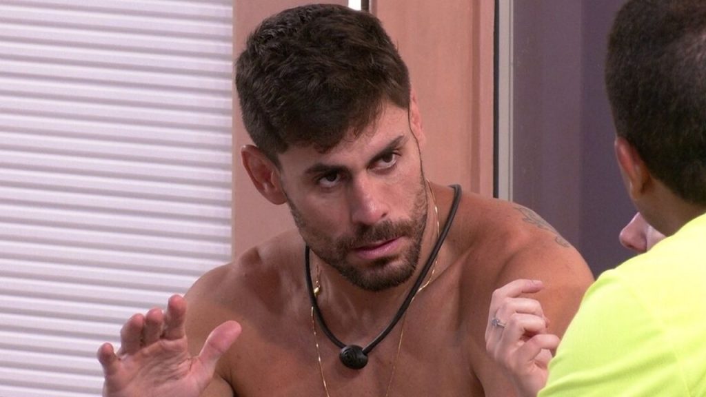 Antonio Coelho, 33, conhecido como Cara de Sapato, conversou com o UOL e disse estar 'tentando colocar a cabeça no lugar'. Foto: TV Globo