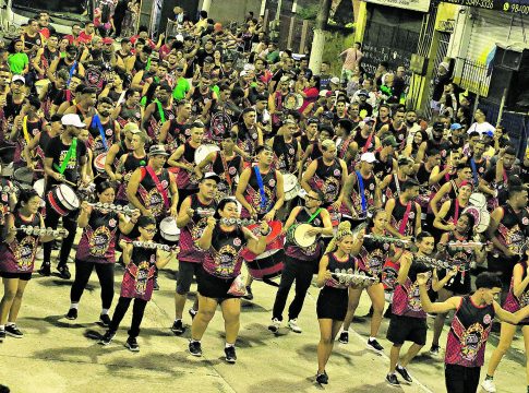 Confira a ordem das escolas de samba e blocos carnavalescos que participam, em 2024, do concurso oficial de desfiles carnavalescos de Belém. Foto: Antonio Melo/Diário do Pará.