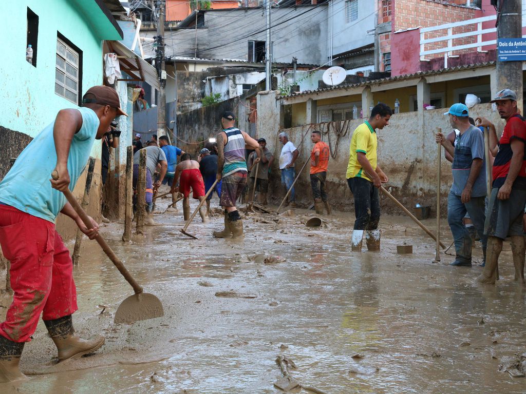 Cidades do litoral de SP foram atingidas pelas fortes chuvas. Foto: Rovena Rosa/Agência Brasil