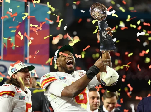 O Kansas City Chiefs é o grande campeão do Super Bowl ao bater o Philadelphia Eagles por 38 a 35, na noite deste domingo. Foto: Divulgação