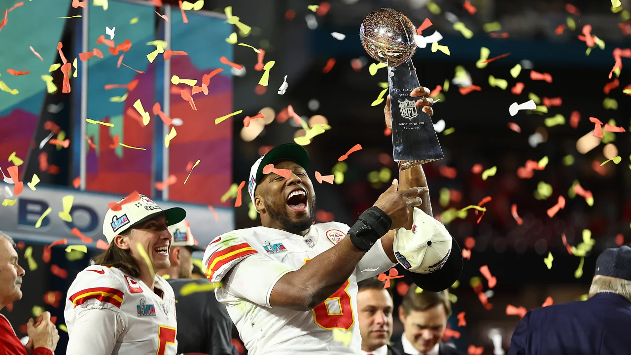 O Kansas City Chiefs é o grande campeão do Super Bowl ao bater o Philadelphia Eagles por 38 a 35, na noite deste domingo. Foto: Divulgação