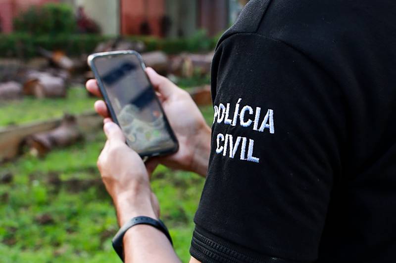 Nesta semana, foram apreendidos dois celulares que podem ter sido usados para cometer crimes e ameaça em redes sociais. Foto: Divulgação