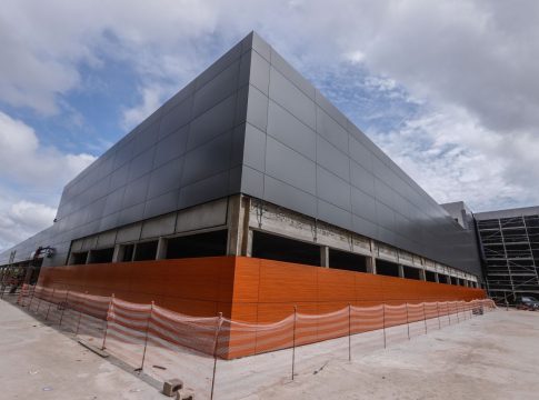 Nova unidade de saúde será no regime 'portas abertas' e já conta com mais de 80% dos serviços executados na avenida Augusto Montenegro. Foto: Paula Lourinho/Sedop