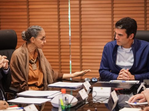 Helder Barbalho e a Ministra do Meio Ambiente e Mudança do Clima, Marina Silva, estiveram reunidos na tarde desta segunda-feira (06/03), para reforçar a integração entre a União e o Estado. Foto: Bruno Cecim/Ag. Pará