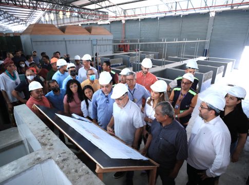 Inaugurado na gestão municipal anterior, em dezembro de 2020, sem atender as demandas básicas dos trabalhadores do local. Foto: Marcos Barbosa/Comus