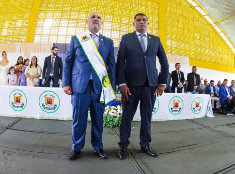 Na manhã da última sexta-feira, 3, em sessão especial e solene da Câmara Legislativa Municipal, de Viseu, foram empossados Cristiano Vale (PP) e Mauro da Serra (MDB). Foto: Divulgação