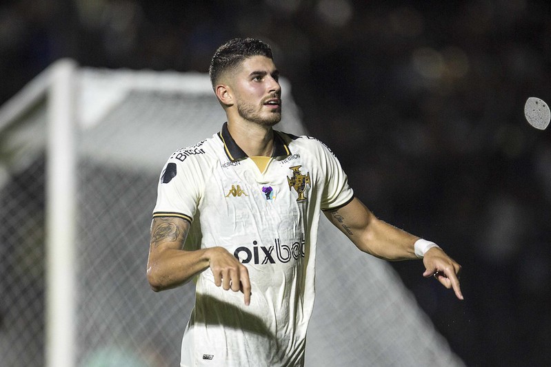 O Vasco fez o dever de casa e venceu o Bangu por 2 a 0, nesta quinta-feira (9), pela 11ª rodada do Campeonato Carioca. Foto: Daniel RAMALHO/VASCO