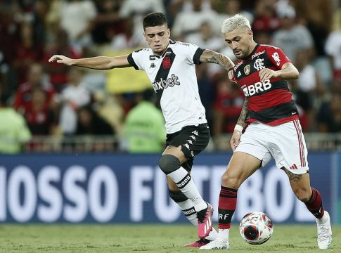 Flamengo e Vasco fizeram um jogão nesta segunda-feira. Foto: Daniel RAMALHO/VASCO