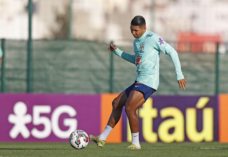 Rony será titular contra o Marrocos. Foto: Rafael Ribeiro/CBF