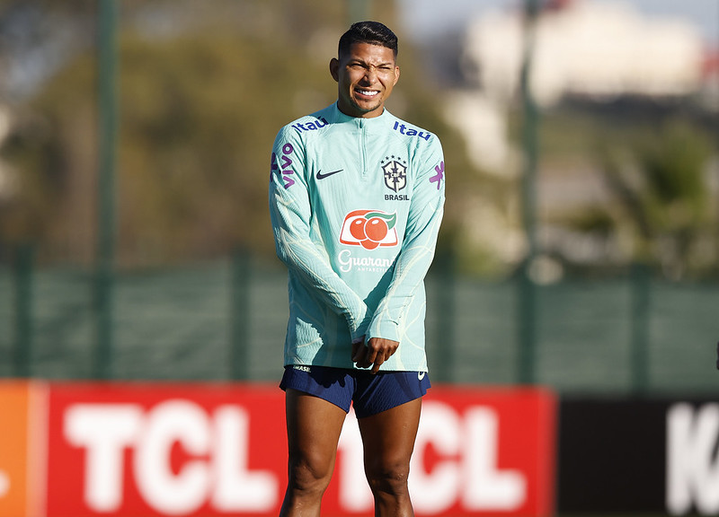 Ele também falou sobre a possibilidade de usar Rony, atacante que vem sendo destaque do Palmeiras. Foto: Rafael Ribeiro/CBF