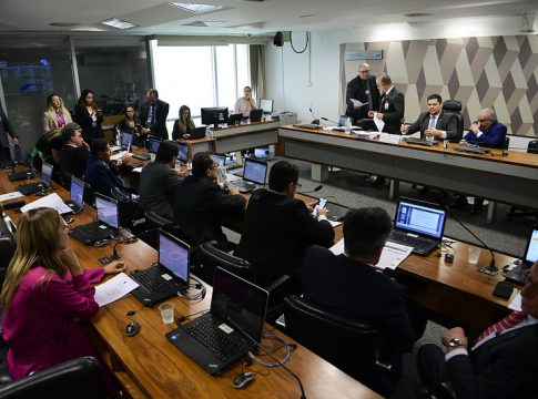 Proposta barra contratação de condenados em segunda instância por racismo, tráfico de drogas, estupro, abuso infantil ou violência doméstica. Foto: Pedro França/Agência Senado
