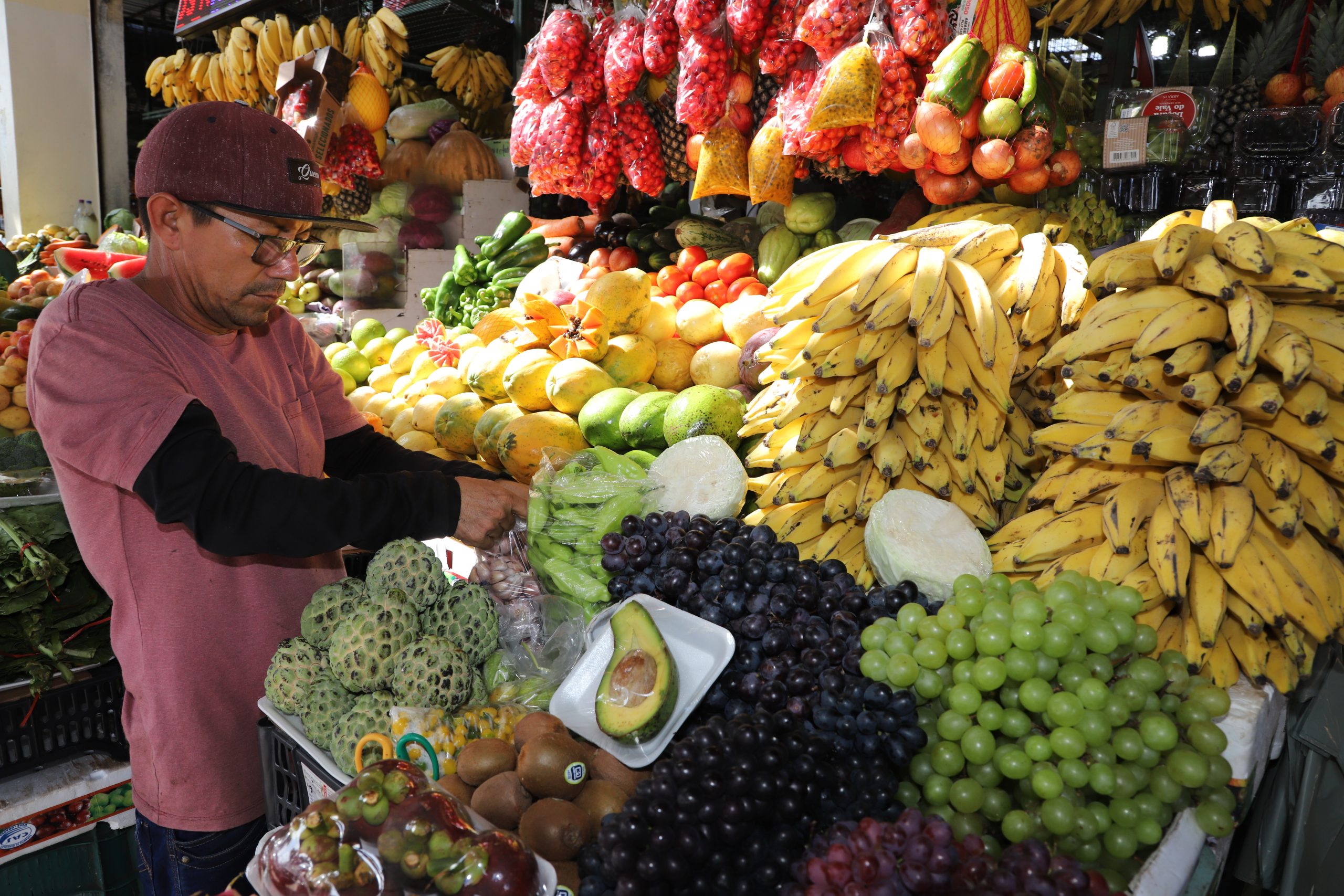 Produtos tiveram recuo de preços, mas ainda tem alta na análise do ano Foto: Mauro Ângelo