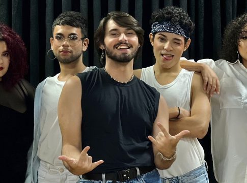 Elenco do espetáculo reúne atores, cantores e uma banda ao vivo para interpretar grandes clássicos da carreira de Cazuza FOTO: divulgação